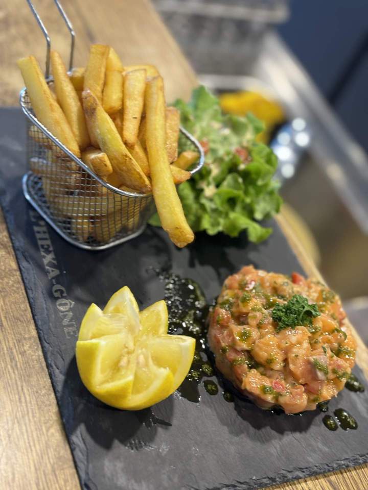 Tartare et frites Villette-de-Vienne